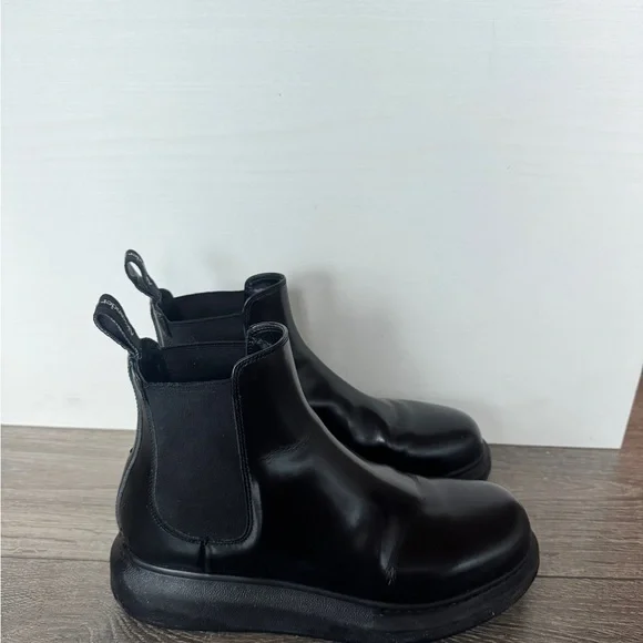 Alexander McQueen Black Hybrid Chelsea Boots